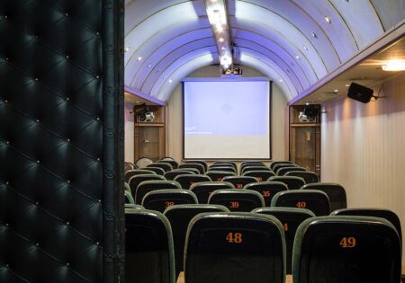مجموعه فرهنگی و هنری فرشچیان